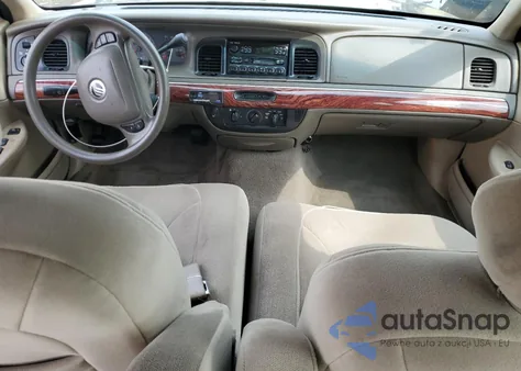 2001 Mercury Grand Marquis Gs z USA, uszkodzony, nr VIN 2MEFM74W71X699165